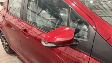 Toyota Yaris 1.5 VVT-i Icon Tech 5dr CVT Petrol Hatchback